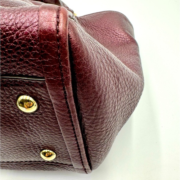 Auth Gucci Small Metallic Purple Leather Cellarius Convertible Soho Tote Bag - Picture 12 of 16